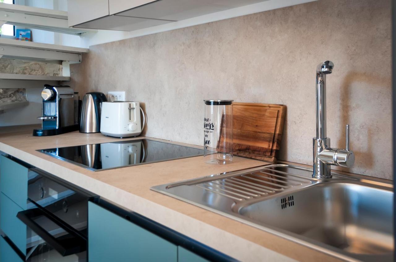 Casa Bellavista Sea View Villa Ровин Екстериор снимка